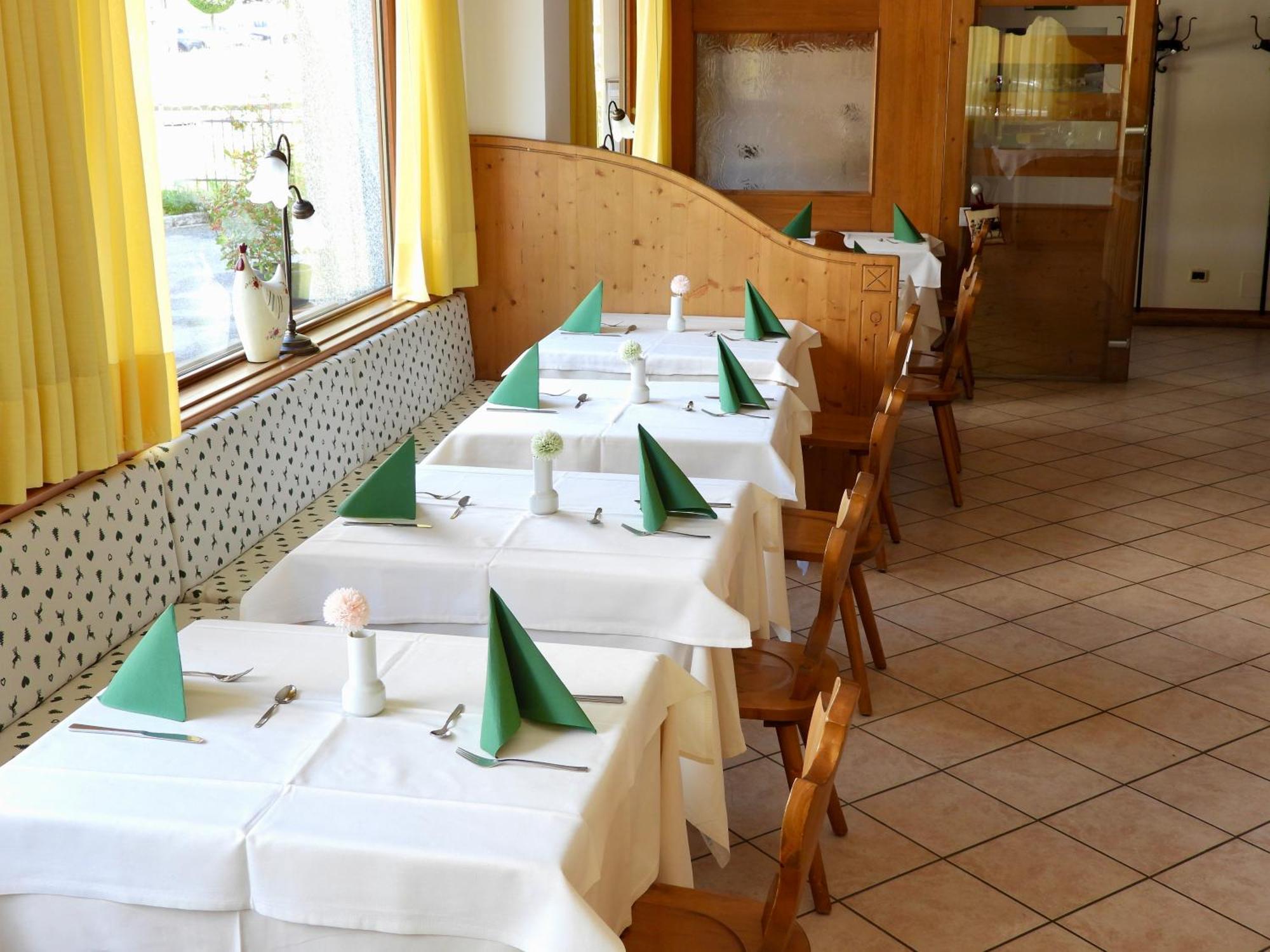 Hotel Garni Maffei ピンツォーロ エクステリア 写真